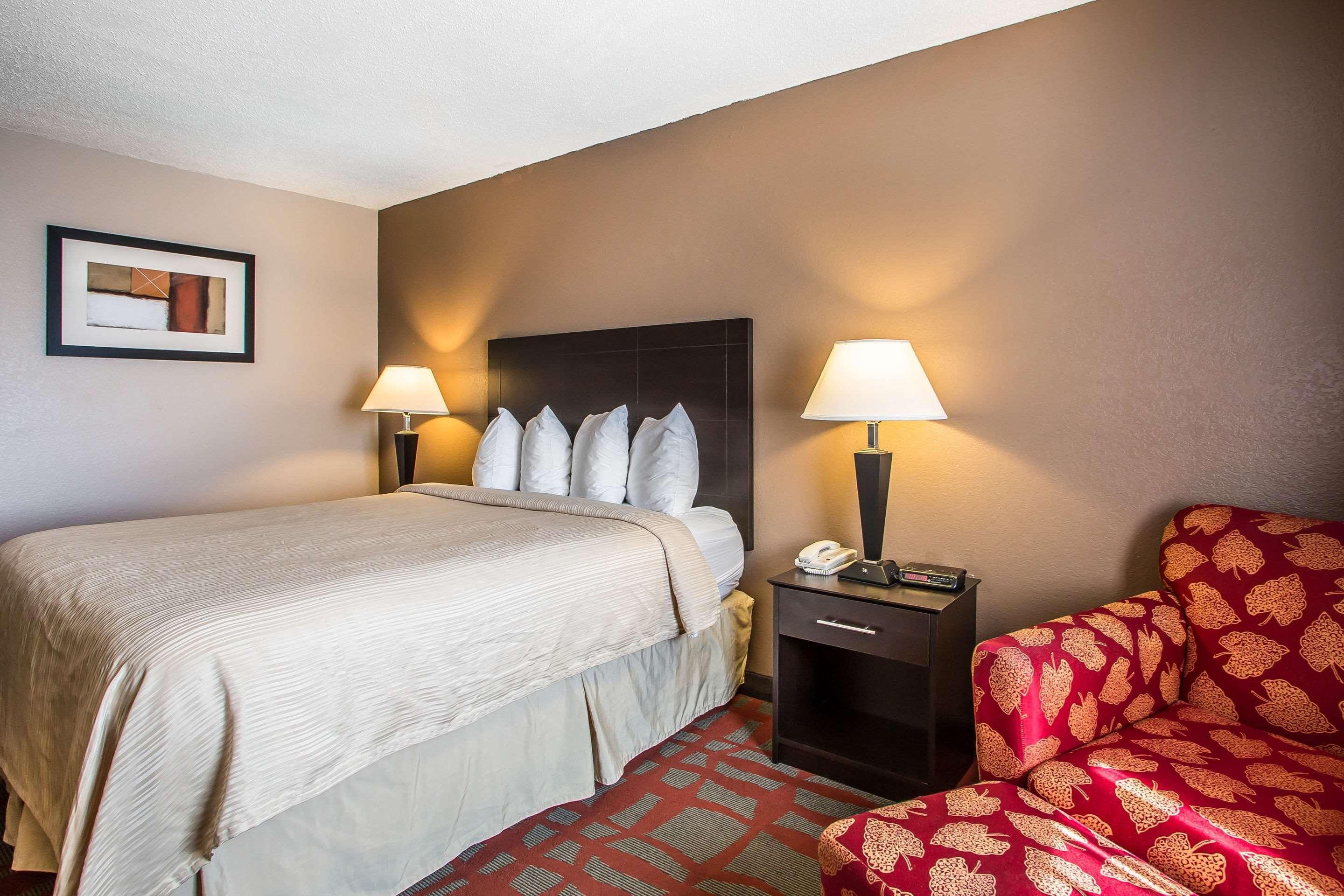 Quality Inn & Suites West Bend Dış mekan fotoğraf
