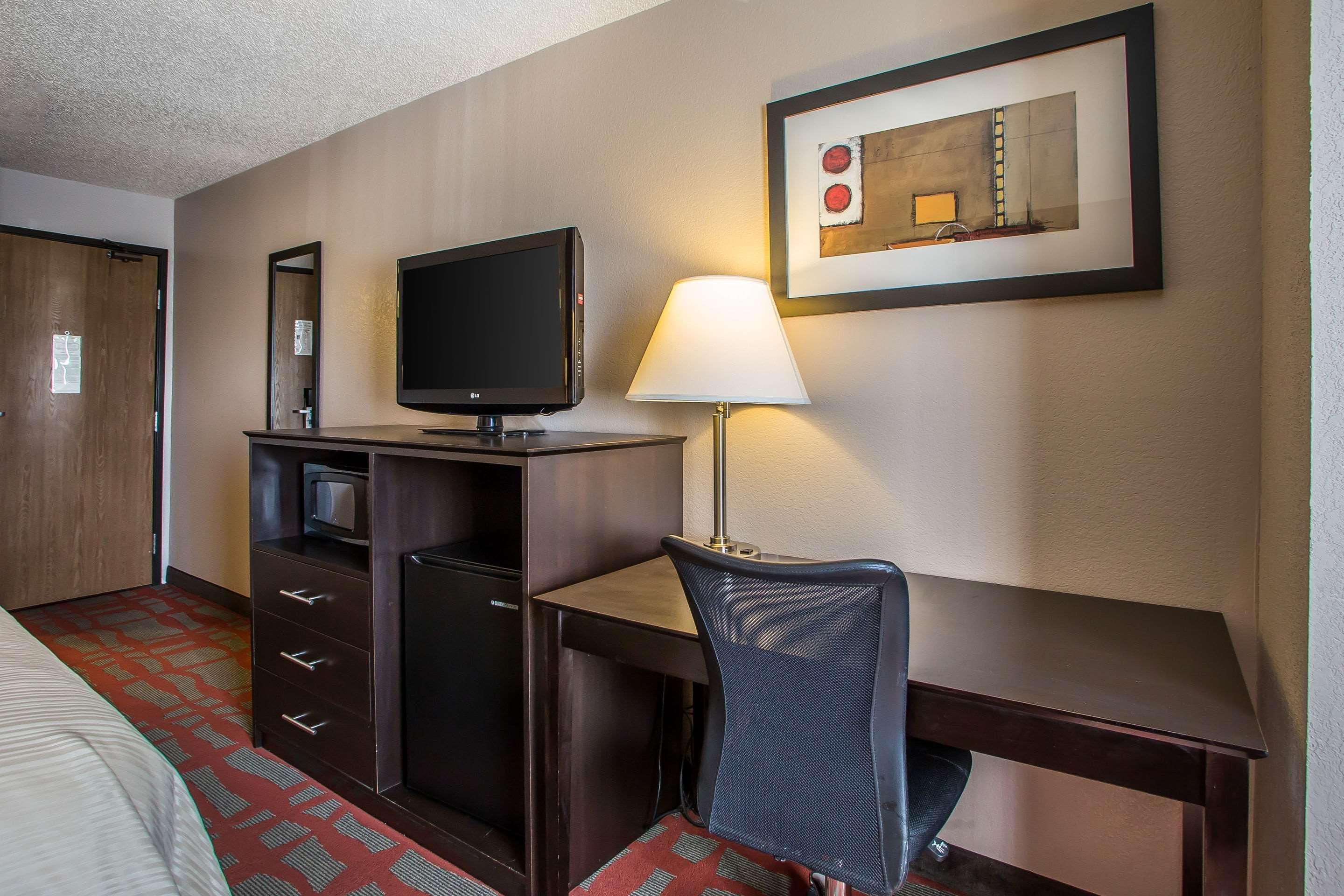 Quality Inn & Suites West Bend Dış mekan fotoğraf