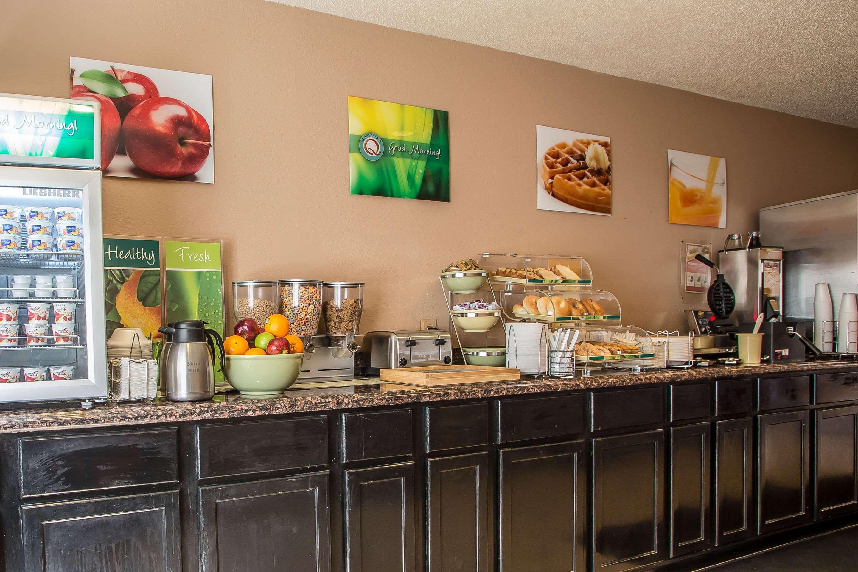 Quality Inn & Suites West Bend Dış mekan fotoğraf