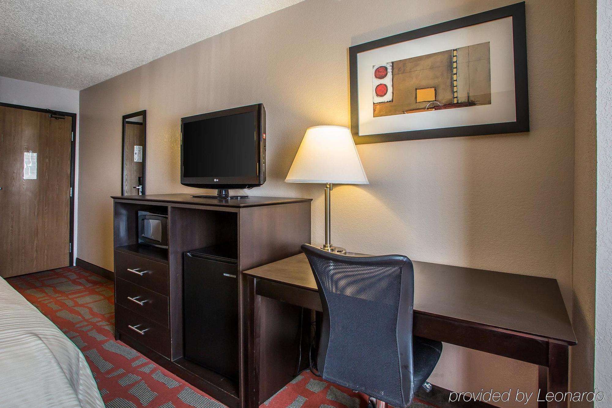 Quality Inn & Suites West Bend Dış mekan fotoğraf